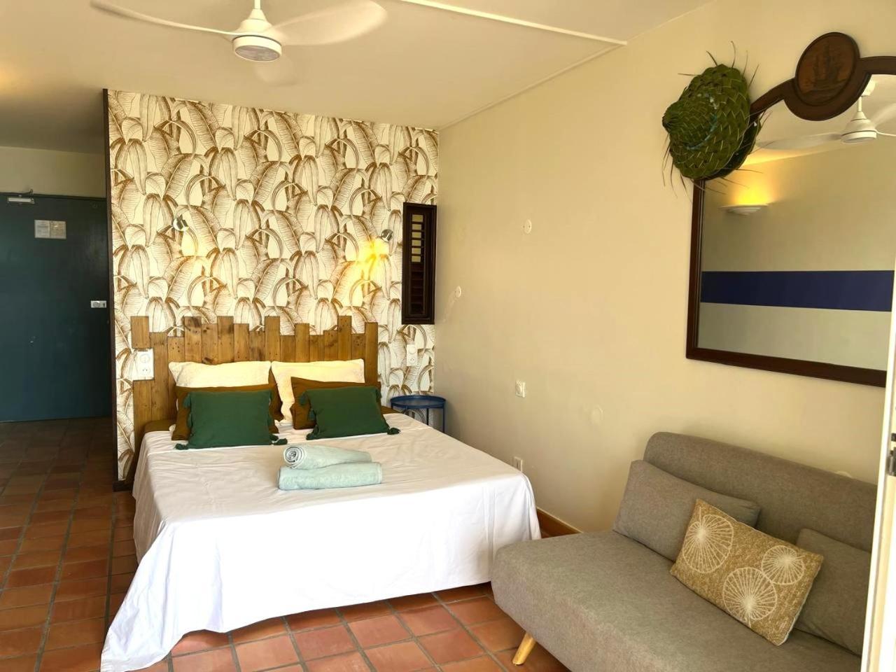 L'Escale Bleue Apartment ลา ทรินิเต ภายนอก รูปภาพ